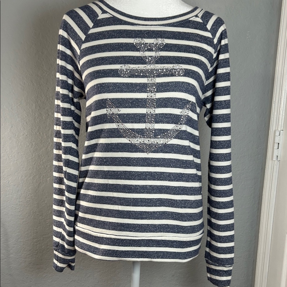 Disney Cruise Line  Women Striped Navy and White  Top  Size S Cotton polyester.